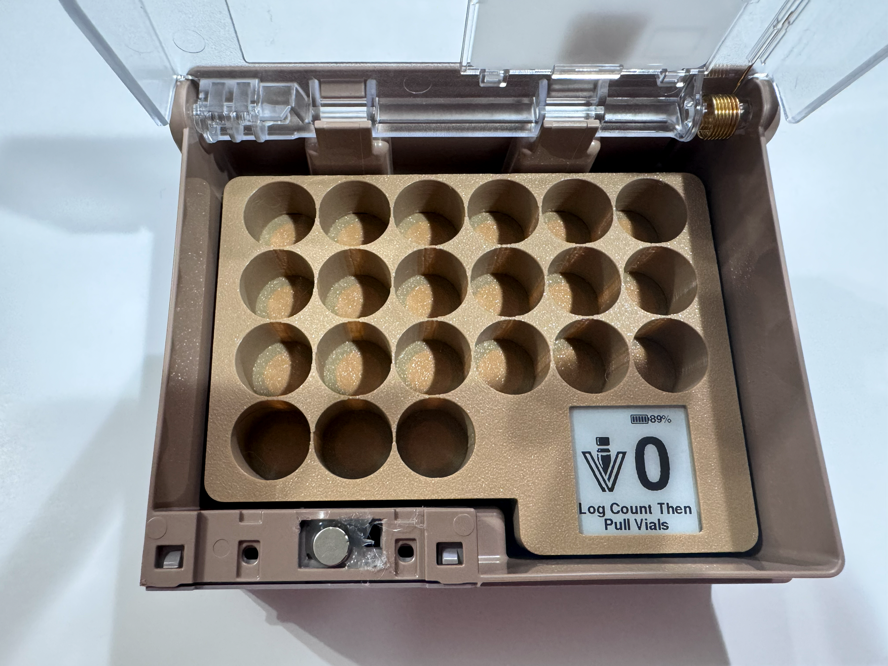 VialView 1x2 tray showing normal display with count zero